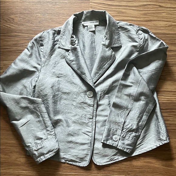 gruppo americano Tops - Chic Silver Silk Women's Dressy Crop Jacket